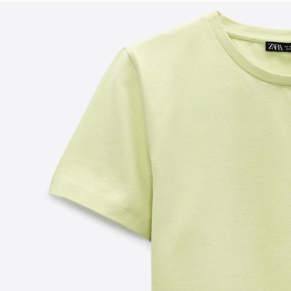 Zara CROP TOP​ - Picture 2 of 2